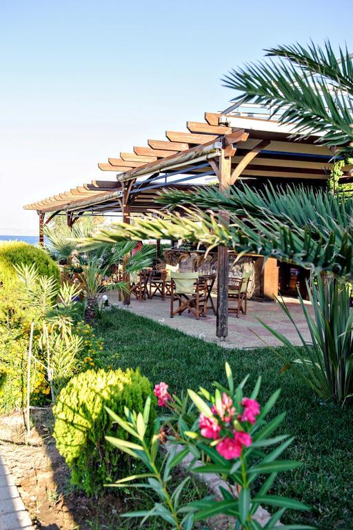 Karfas Bay Viewアパートメント エクステリア 写真