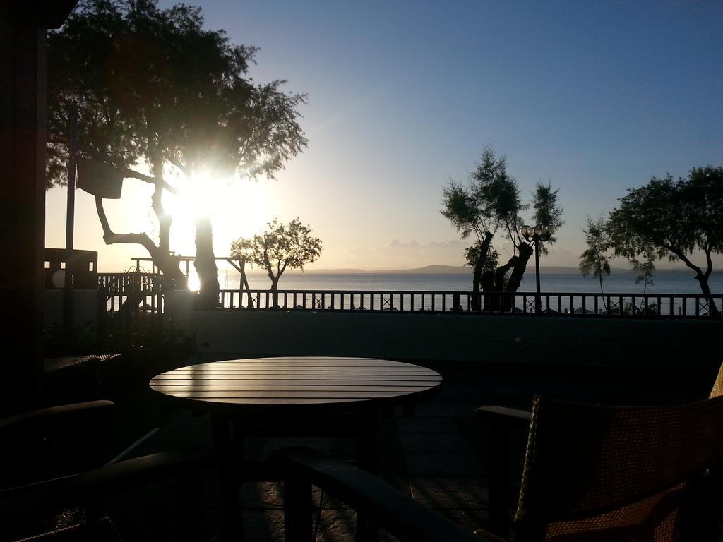 Karfas Bay Viewアパートメント エクステリア 写真